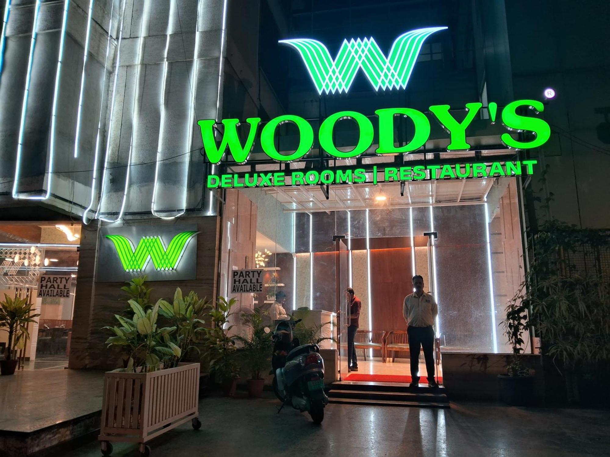 Hotel Woody'S Bangalore Exterior foto